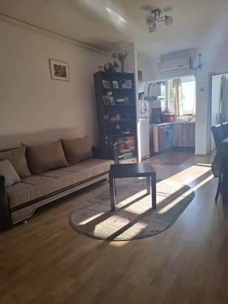Garsoniera 35 mp, mobilata si utilata, centrala termica si AC, P Ghencea